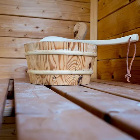 Ruebezahl Am Mueggelsee, Haus 19 Mis Tel Mit Eigener Sauna, Idealer Ort Fuer Natur- Und Erholungssuchende, Fuer Radfahrer Und Familien Mit Kindern *